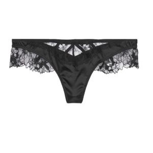 🔥HOST PICK 🔥NWT VICTORIA'S SECRET Very Sexy Lace Trim Strappy Thong Panty Black